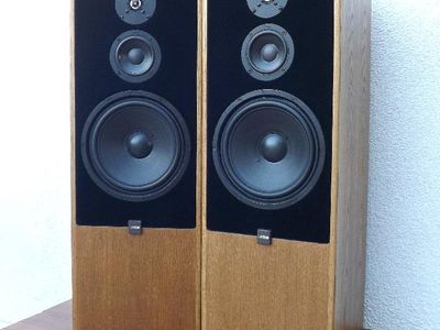 Canton CT 90 Floorstanding speakers 