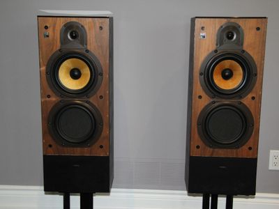 Used b\u0026w speakers dm2000 for Sale 